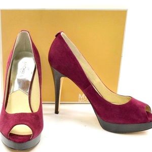 Michael Kors Suede Peep Toe Pumps! Brand New Size 6.5